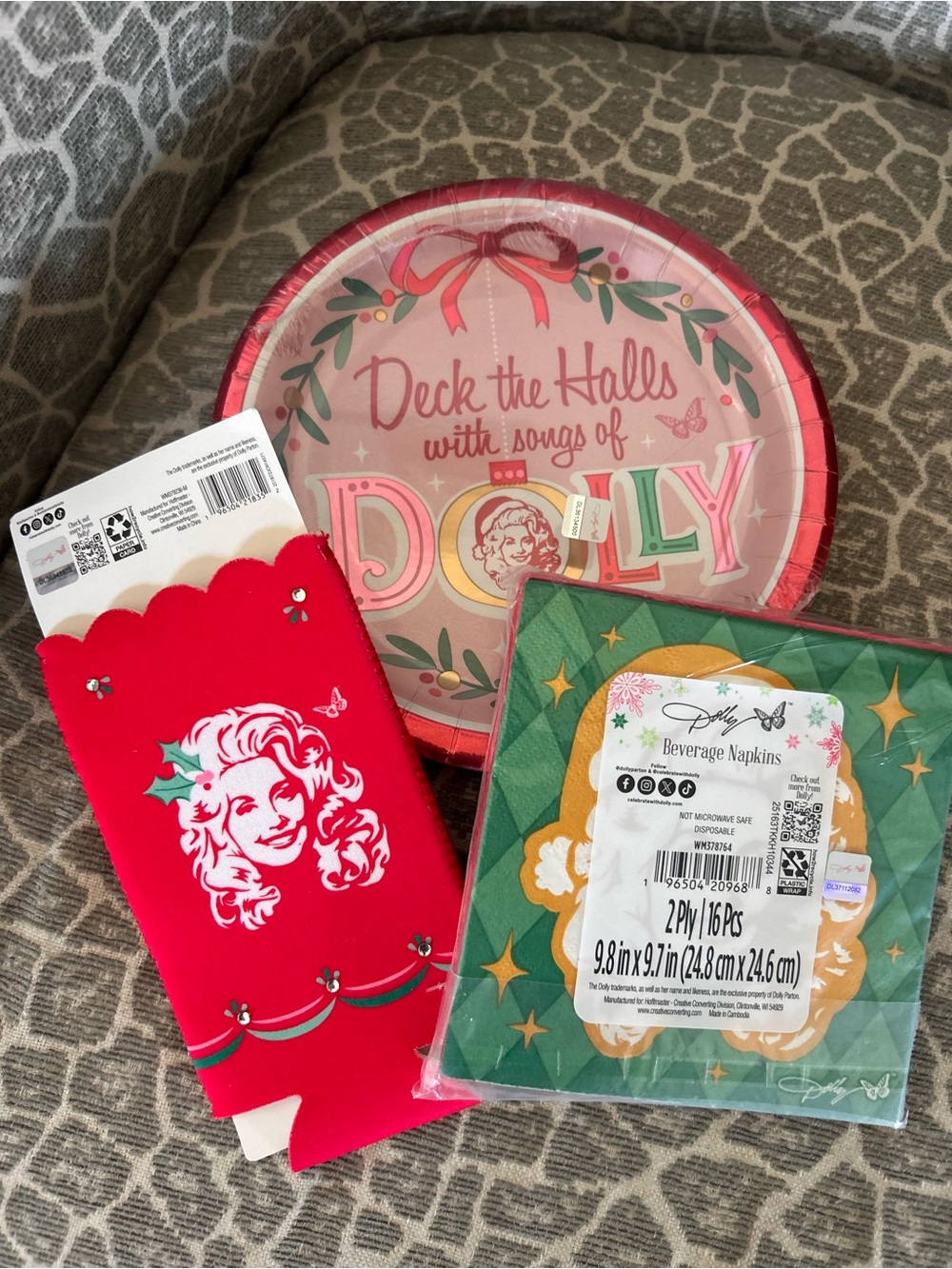 Dolly Parton Pink & Red Holiday Party Plate, Napkin & Can Cooler Set - Picture 2 of 3